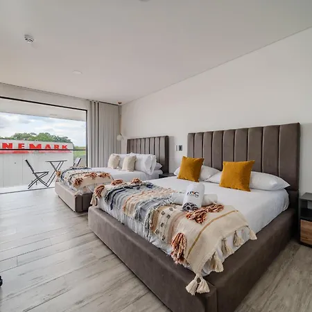 Epic Suites X Ahead Pereira Extérieur photo