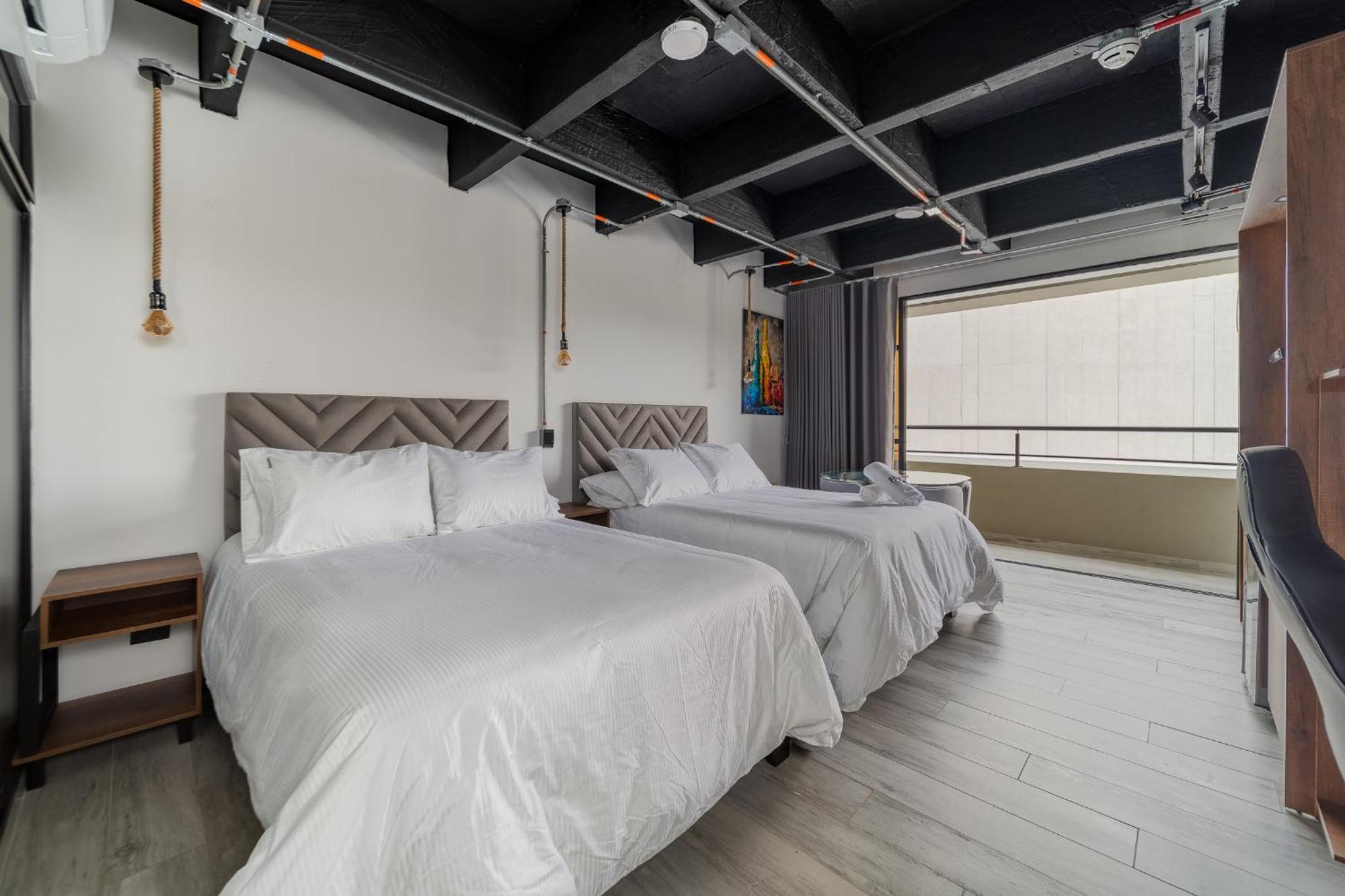 Epic X Ahead Apartment